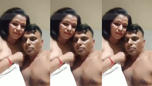 Cheater Old Aunty Fucking With Lover In Hotel